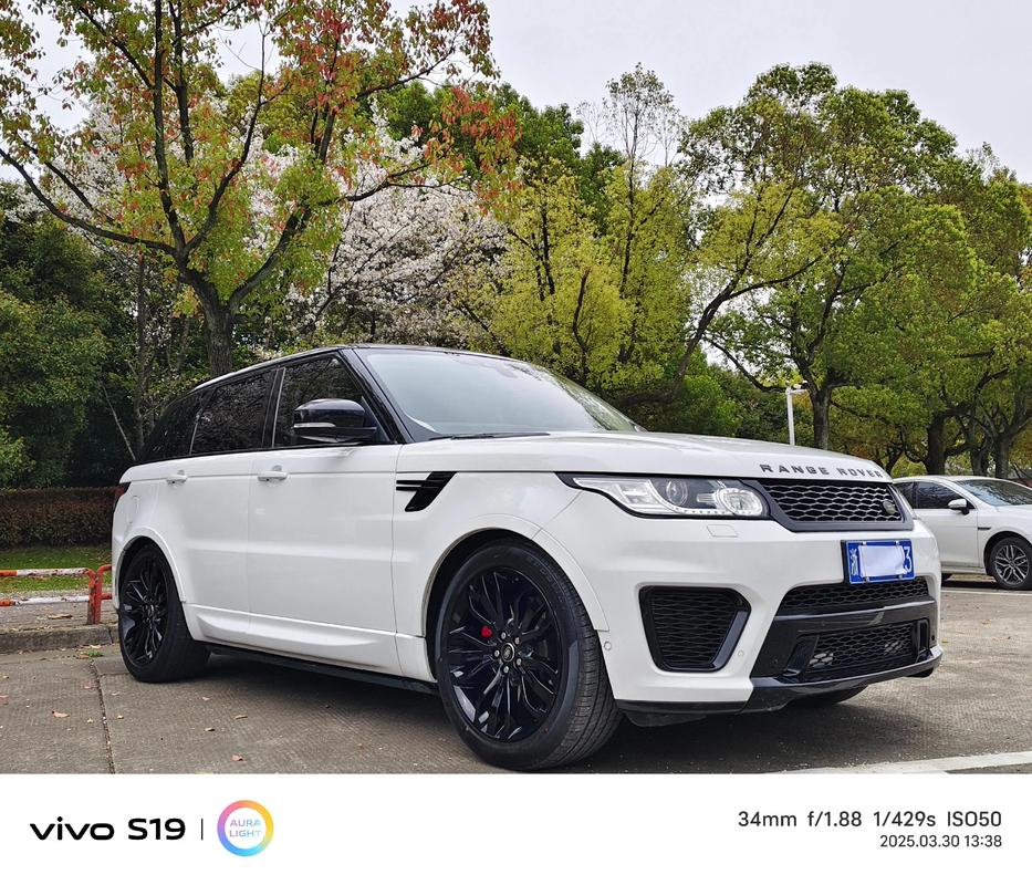 路虎揽胜价格与图片／路虎揽胜价格表报价