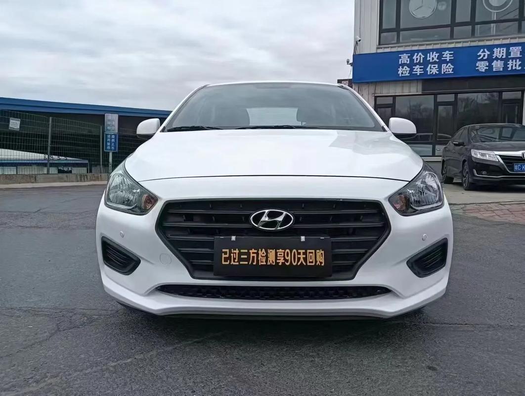 现代瑞纳2019款手动挡多少钱／现代瑞纳16手动挡多少钱