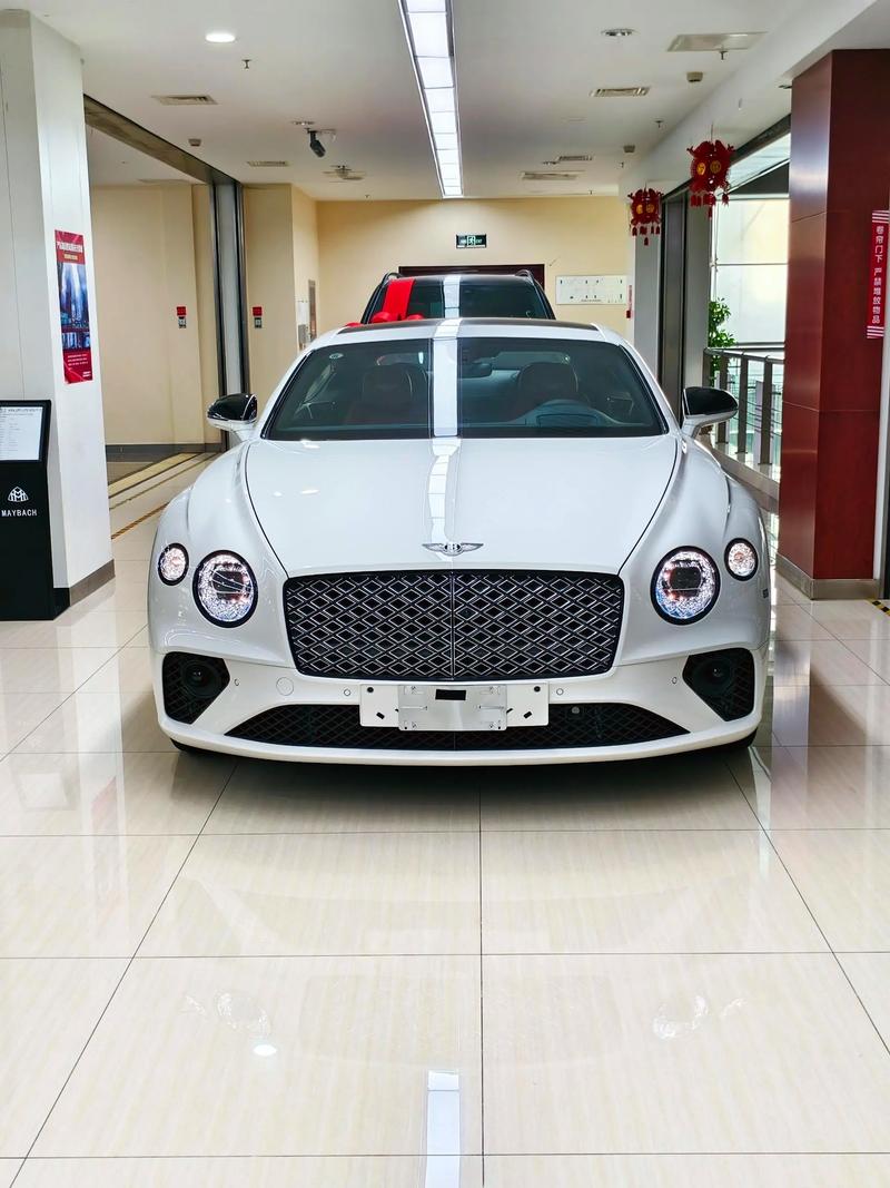 欧陆gt2024款价格,欧陆 2020款 gt 40t v8