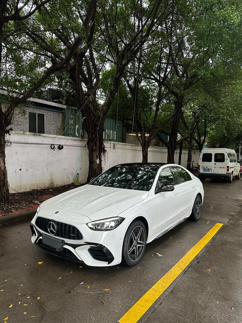 奔驰c63报价及图片 奔驰c632019款报价