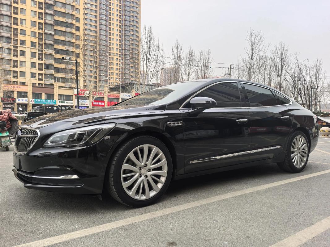 别克君越28t报价多少万(别克君越28t豪华版落地多少钱)