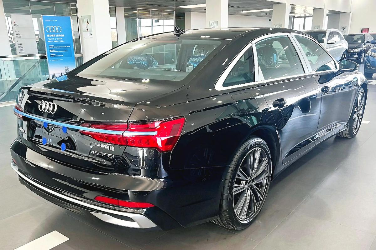 奥迪a6新车落地价(奥迪a6新款落地价)