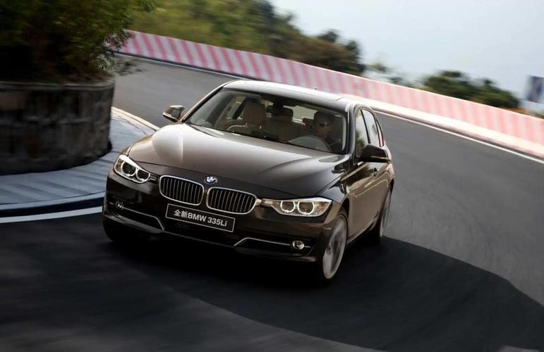 宝马350属于什么档次／宝马350是什么车