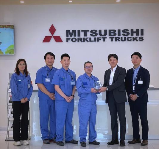 日本三菱集团(日本三菱集团大小姐)