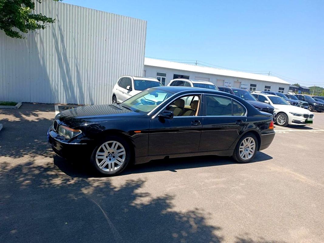 04年宝马730值多少钱／04年宝马730怎么样？可以买吗