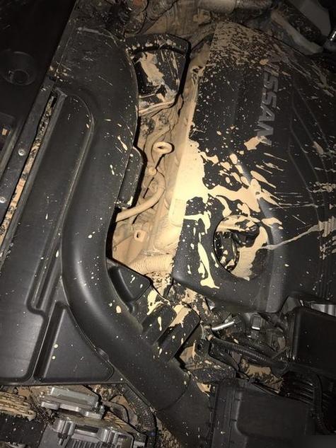 发动机进水有什么症状／发动机进水会怎么样？