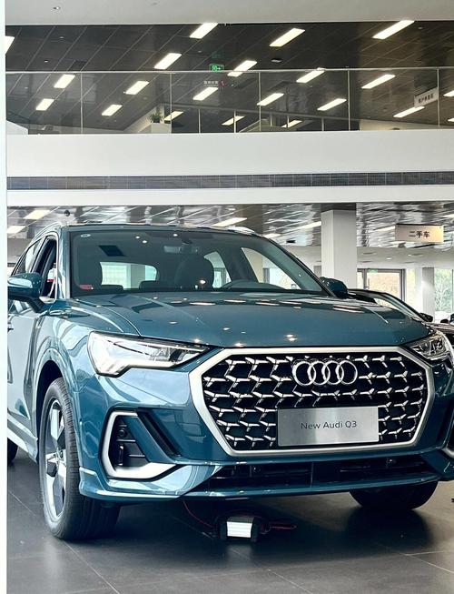 奥迪q3新款价格及图片(奥迪q3新款价格及图片报价)
