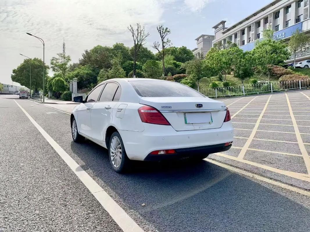 吉利帝豪ev300参数及配置,帝豪ev300多少钱