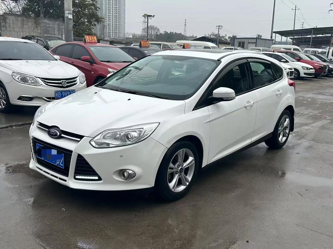 【二手两厢福克斯,二手两厢福克斯能买吗】