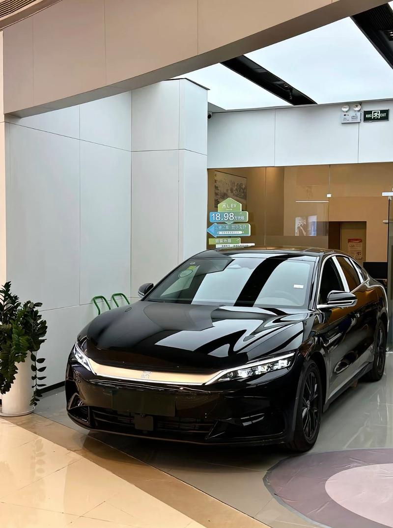 比亚迪汉dm价格,比亚迪汉dmi汽车之家