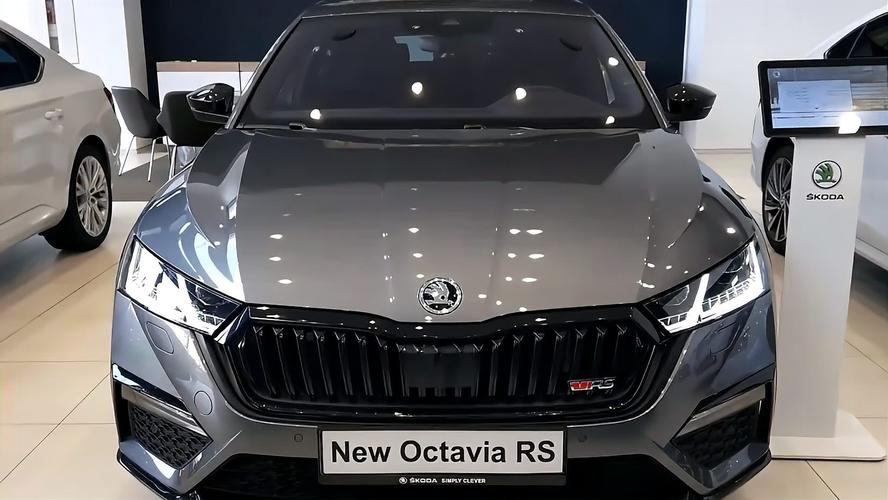 斯柯达思域明锐pro哪个好,本田思域明锐pro对比 选哪个