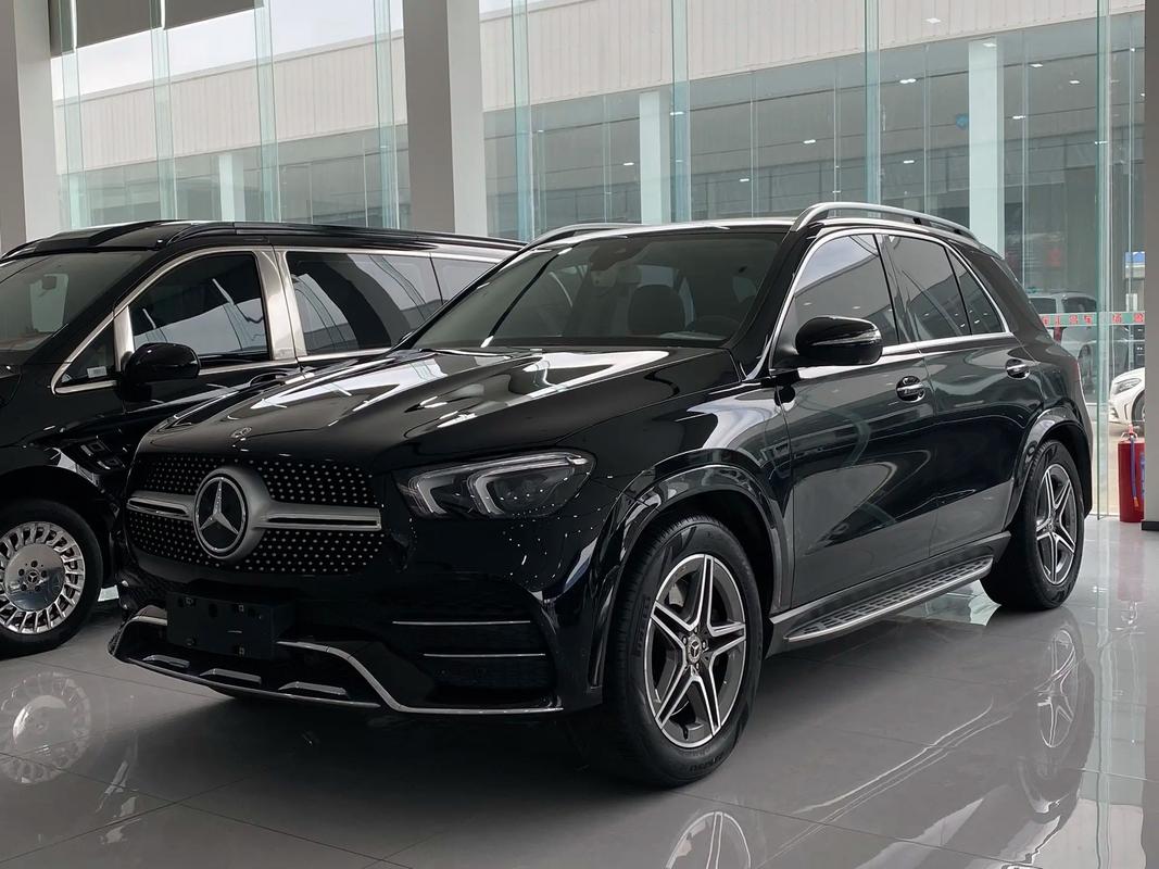 奔驰越野20万左右 20多万的奔驰越野