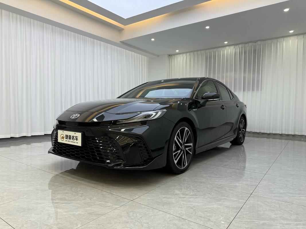 凯美瑞双擎是绿牌吗/凯美瑞双擎是不是混动