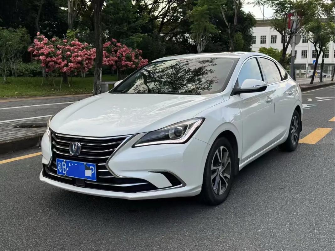 二手逸动2万左右19款(二手逸动2万左右19款车型)